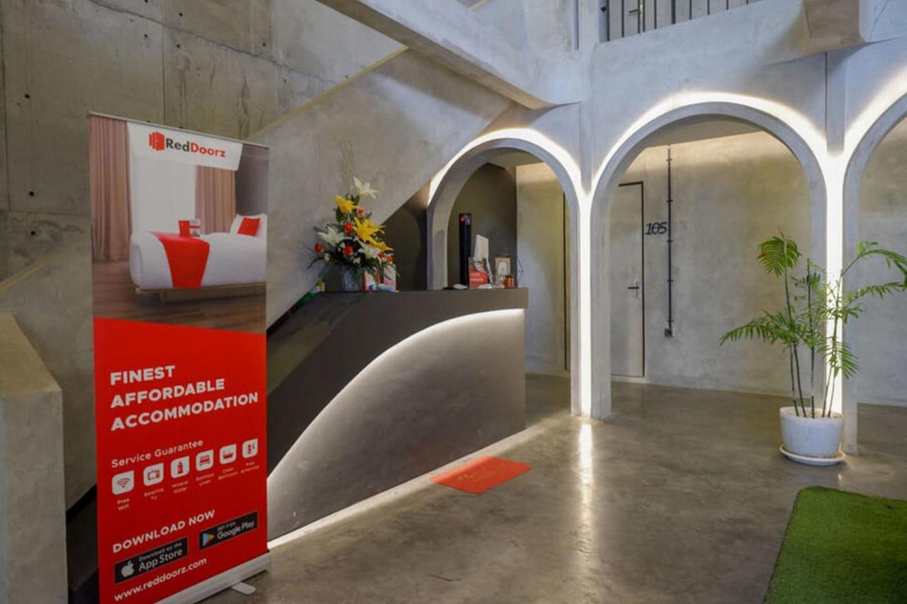 Reddoorz Plus Near Kawasan Sam Poo Kong Semarang Eksteriør bilde