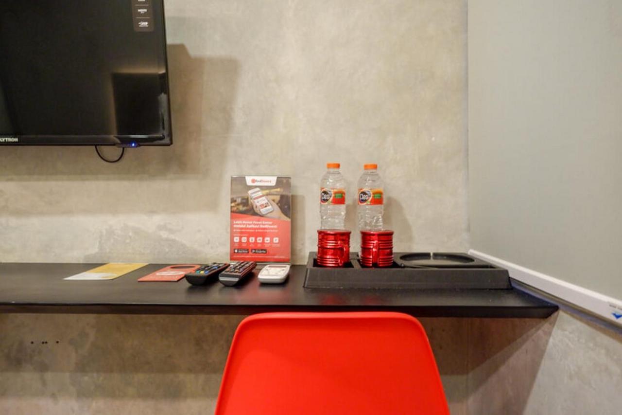 Reddoorz Plus Near Kawasan Sam Poo Kong Semarang Eksteriør bilde