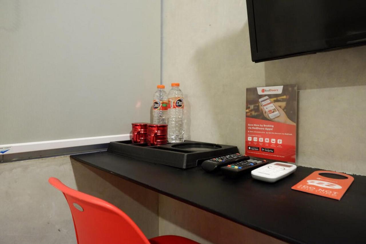 Reddoorz Plus Near Kawasan Sam Poo Kong Semarang Eksteriør bilde